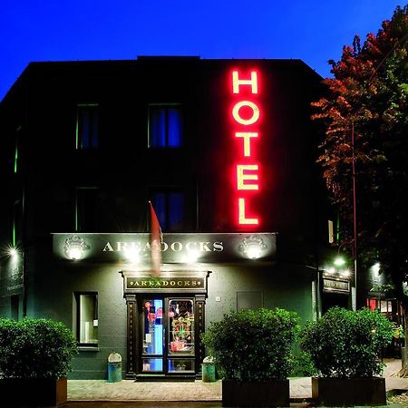 Areadocks Boutique Hotel Brescia Esterno foto